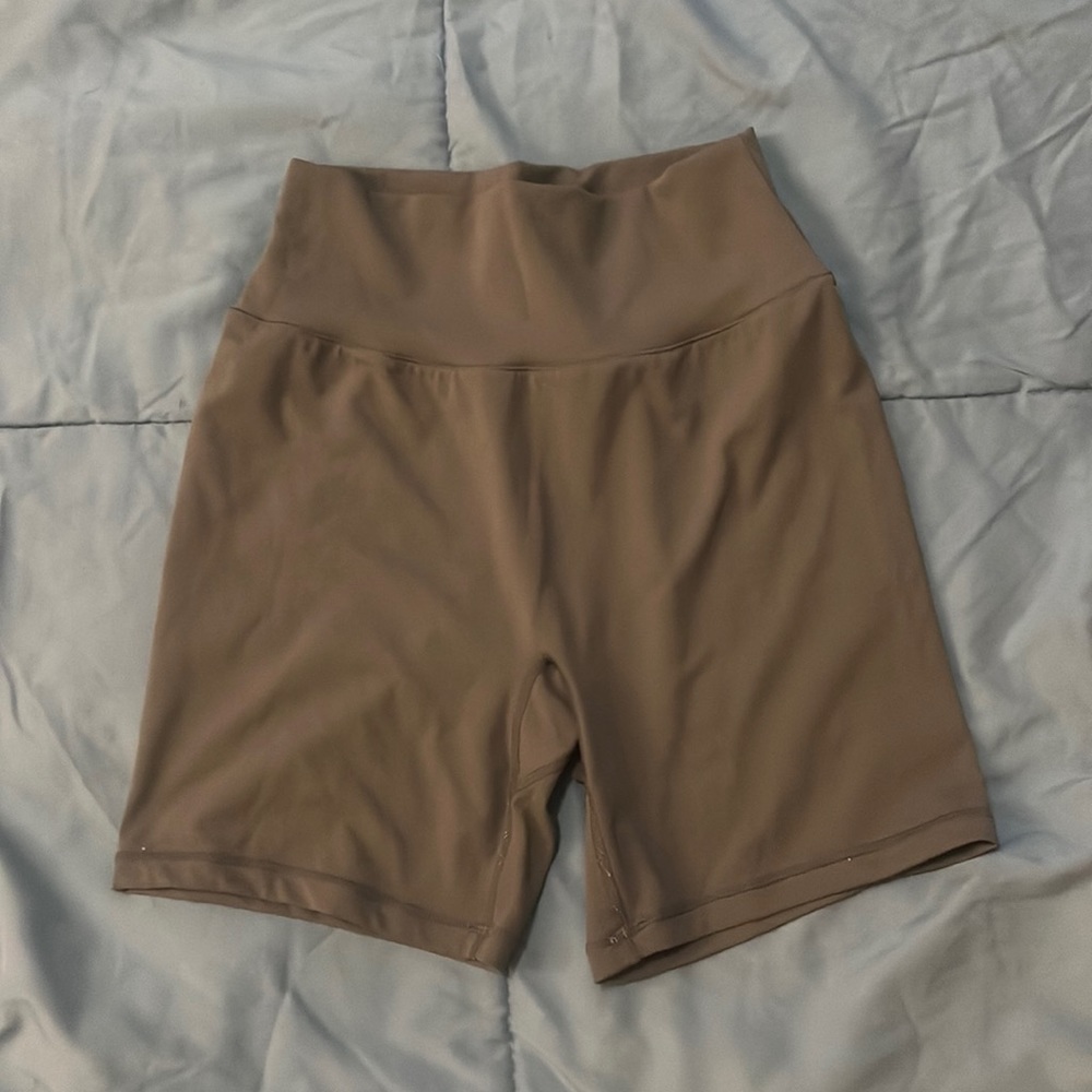 Ptula Bare II Short 6”